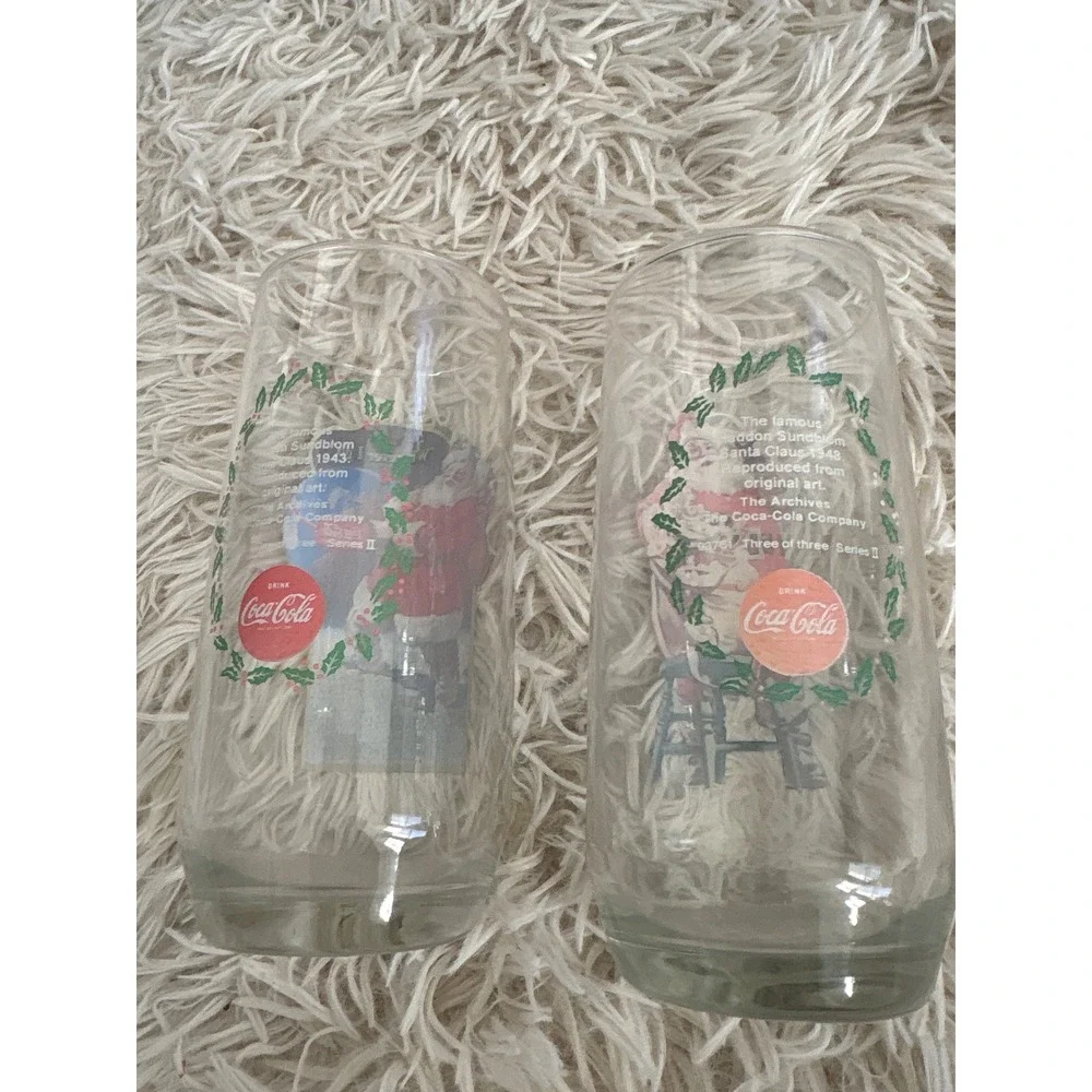Vintage Coca Cola Santa Claus Christmas Glasses Set of 2‎ Vintage 1963 Sundblom